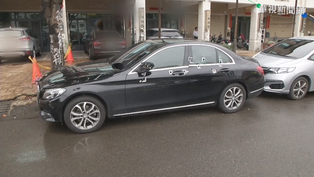 梧棲傳槍響! 路旁名車遭開9槍.居民驚