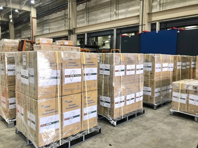 外交部：我國捐印度首批抗疫物資預計11點抵達