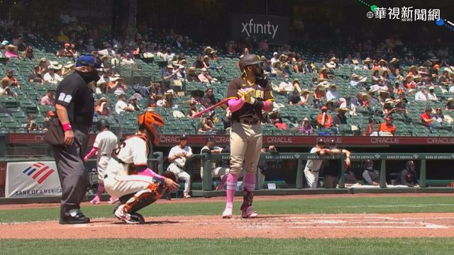 MLB歡慶母親節 球員粉紅裝扮超吸睛