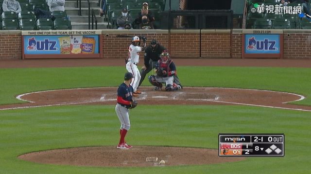 打擊出去認真跑! Mullins跑出幸運三壘打