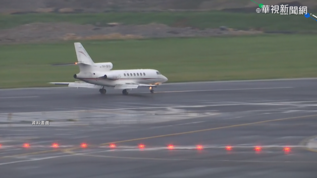 鴻海砸360萬包機 接回印度13名台幹