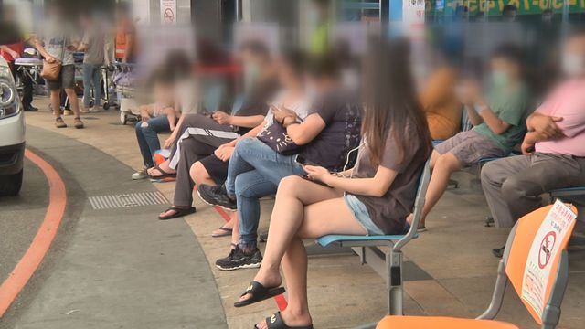 ｢疫｣直燒! 急診室醫師:沒時間上廁所