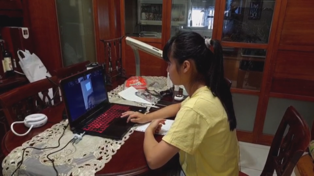 屏東停課不停學 學生驚呼:縣長變同學