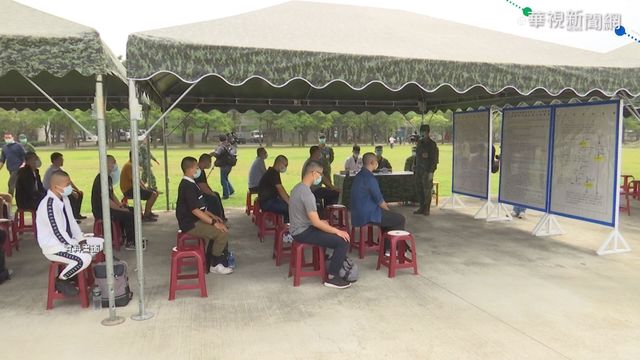 國軍用餐.合唱 王婉諭質疑防疫破口