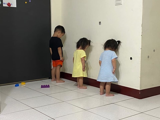 停課延長到6/14！家長瑟瑟發抖 蓋一排「罰站樓」笑翻