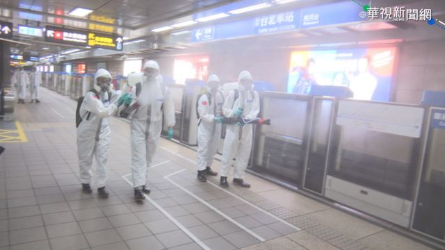 雙北疫情嚴峻 篩檢站陽性率比例降