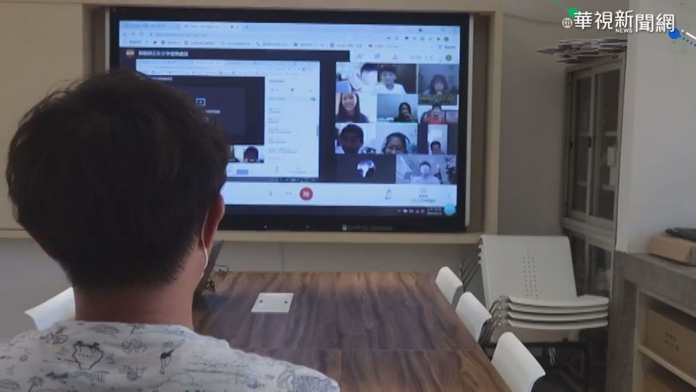 小四英文！媽一看題目「電腦減LINE」傻眼：當家長太難了