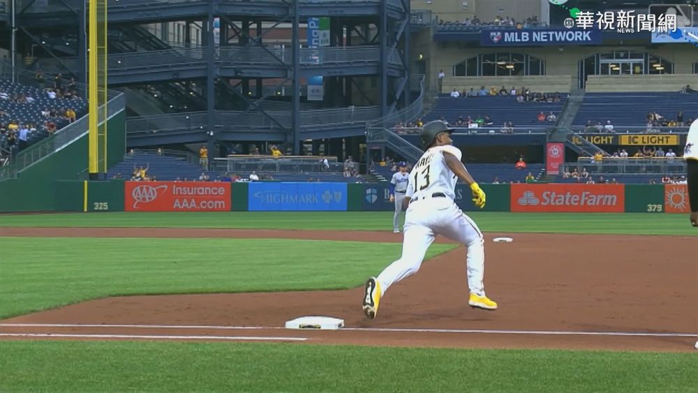 打全壘打漏踩壘包出局 海盜新秀好糗