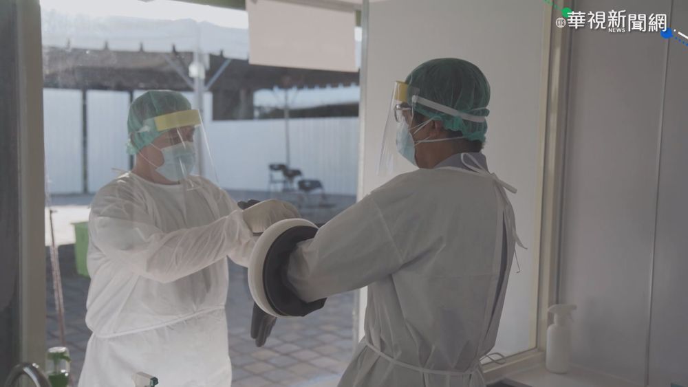 竹科快篩站任務完成 林智堅鞠躬致謝