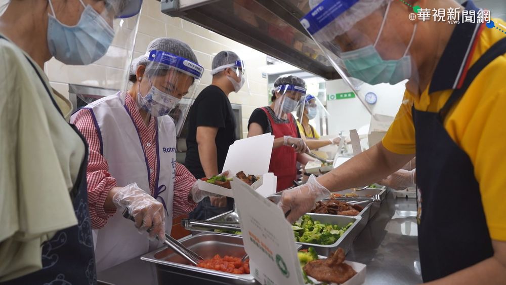 惜食廚房挺醫護 扶輪社友輪班送餐!