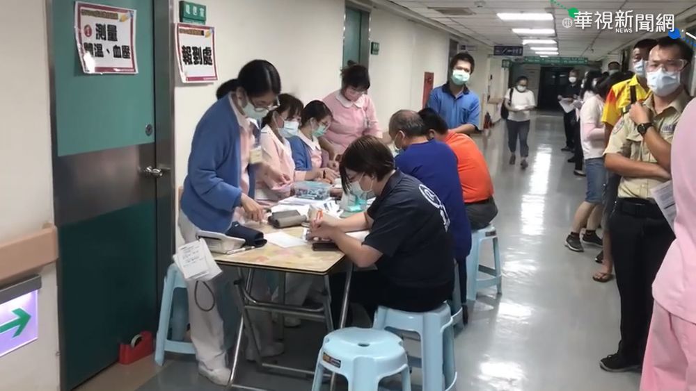 藥劑師半夜領疫苗? 衛生局:人力不足