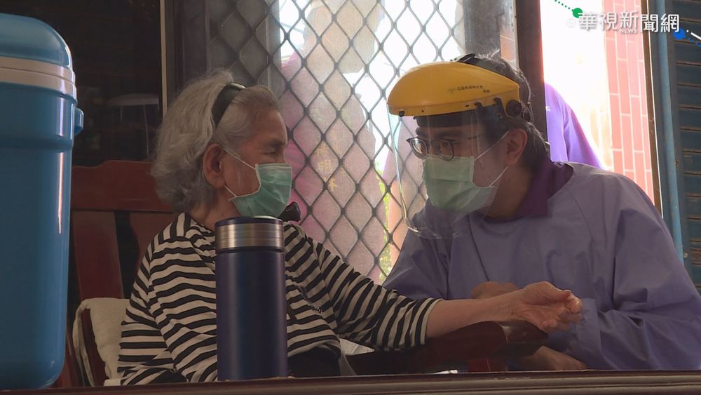 花蓮啟動巡迴醫療 替偏鄉長者打疫苗