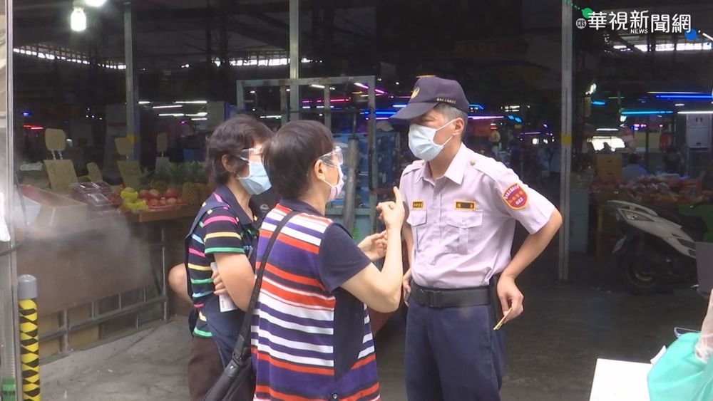 陳時中視察雙北果菜市場 攤商吐苦水