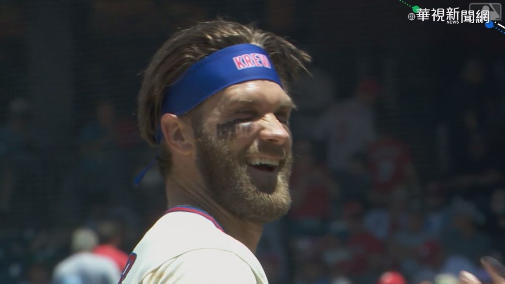 "臨檢"Harper頭髮! Scherzer場邊開玩笑