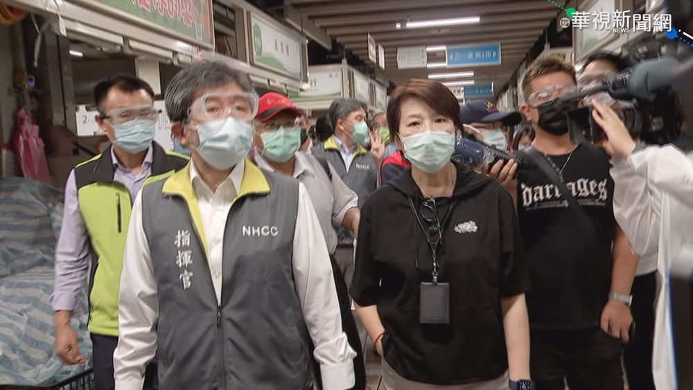 萬大市場多攤位封鎖 陳時中下午視察