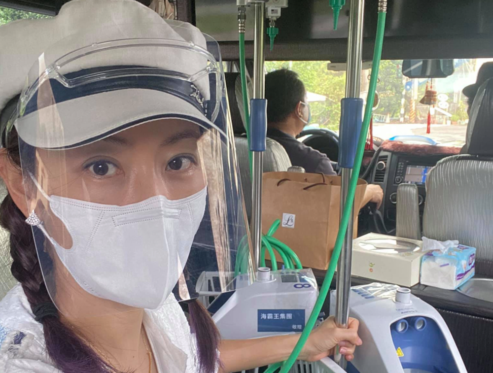 賈永婕半夜收求救訊息 攜物資衝屏東支援醫療前線