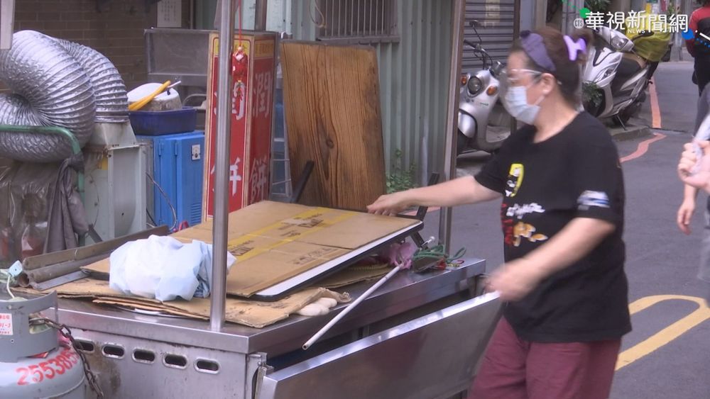 自主"微解封" 龍山寺地下街.寧夏夜市復業