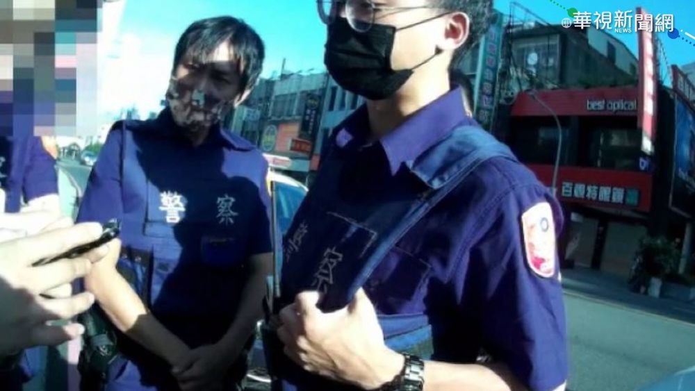 通緝犯停紅線遭盤查 嗆警群聚拒配合