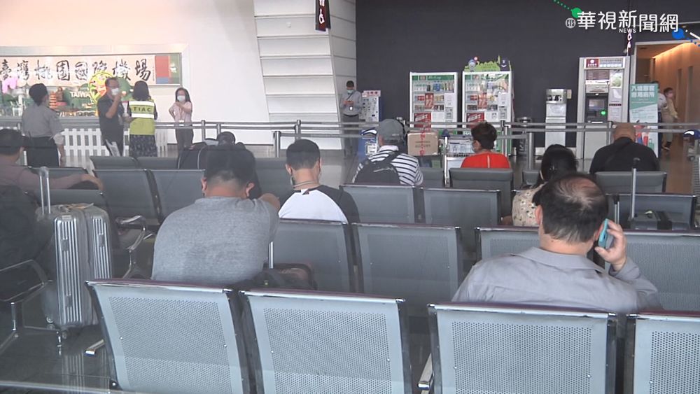 入境普篩上路 旅客解隔離前須3次篩檢