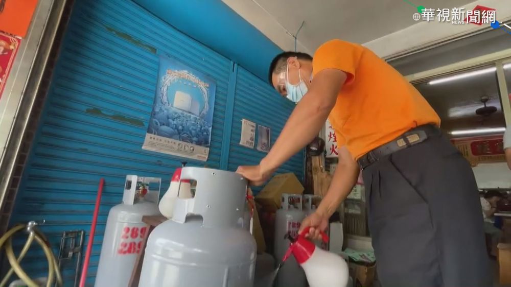 遭疑傳播病毒 瓦斯配送員爭取打疫苗