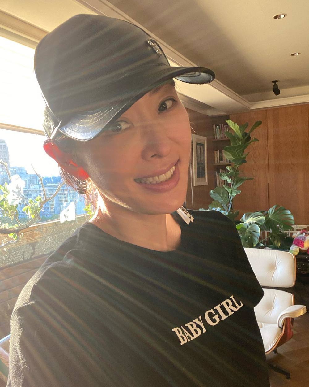 賈永婕遭批作秀 高EQ回「酸民我愛你們」網推爆