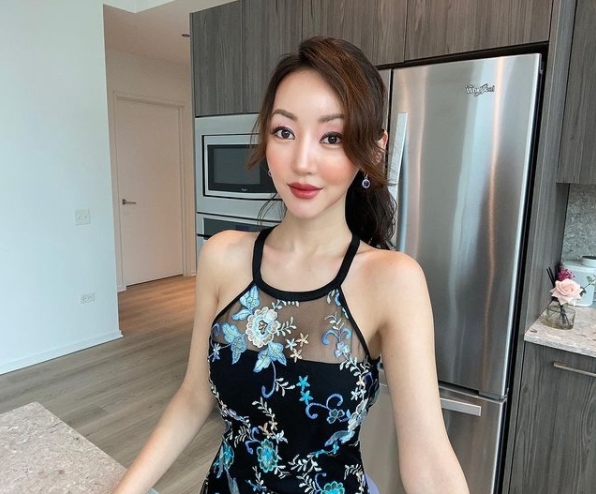 「脫北女孩」朴研美近照曝光！ 網驚長相差很大