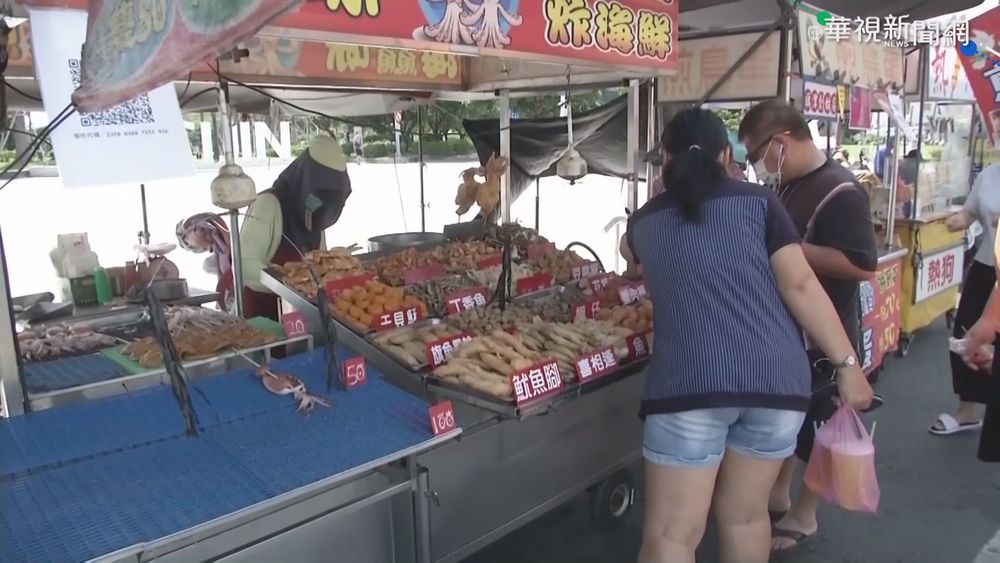 微解封倒數2天 高雄老街.沙灘湧人潮