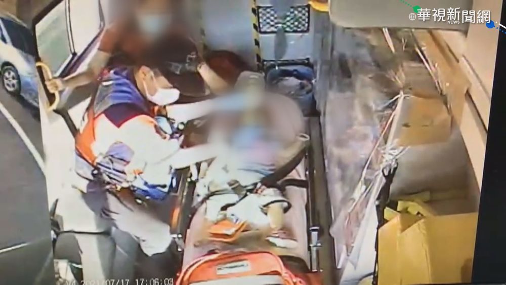 台南父開車輾傷女兒 送醫搶救仍不治