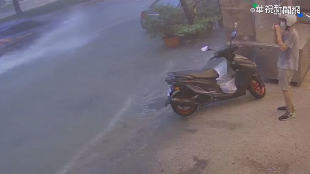 短時強降雨排水不及 鳳山多處積淹水