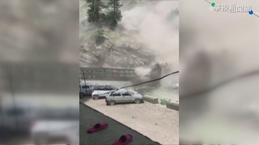 印度北部土石崩落砸斷橋 釀9死2傷