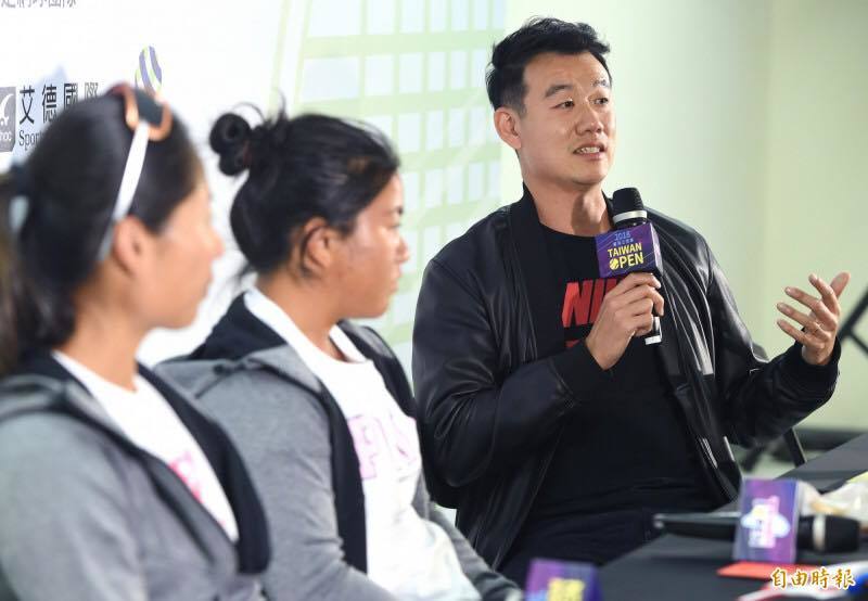 國手奪牌掀討論！網球名將嘆：不是只有上台領獎的才厲害