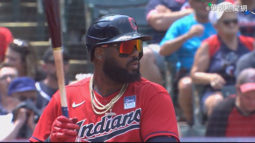 張育成本季第7支二壘打 金廣鉉挨4轟