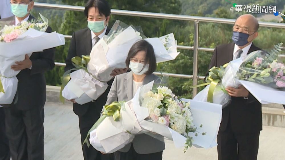 民主先生辭世週年 總統獻花追思