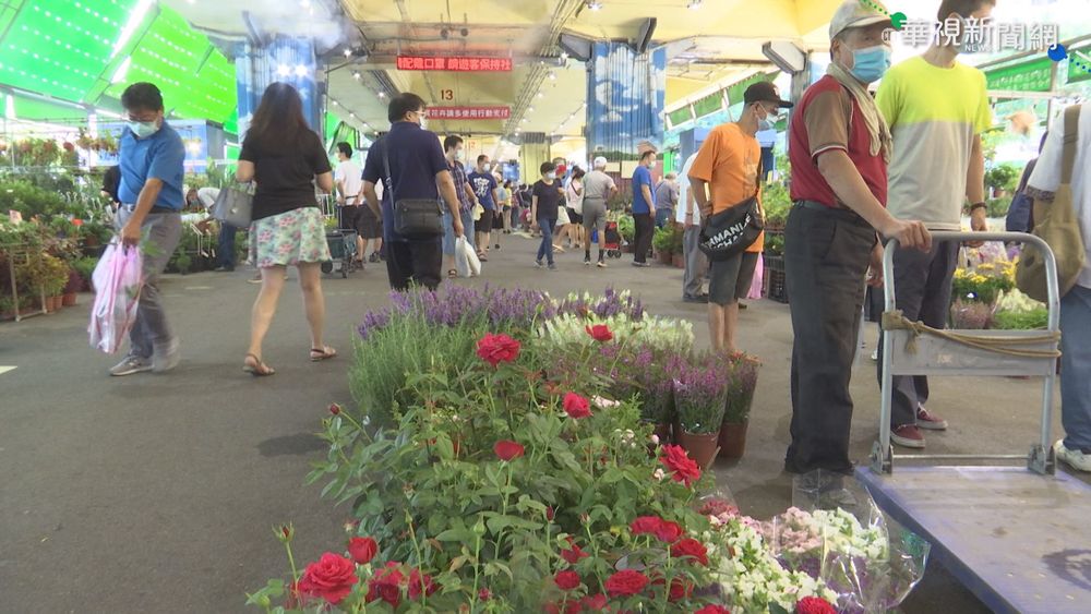 建國花市開了! 管制六出入口限人流