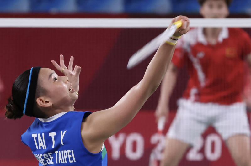 戴資穎與陳雨菲纏鬥3局仍飲恨吞敗，但她數度在落後局面下一步一步追分，展現出堅強韌性與拚勁。（中央社）