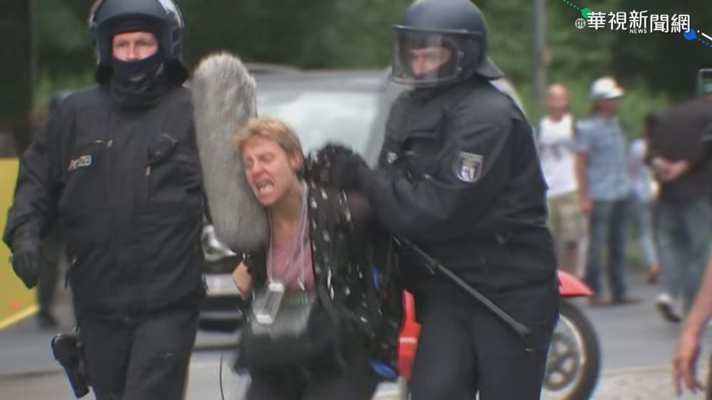 不滿防疫措施趨嚴 泰掀反政府示威