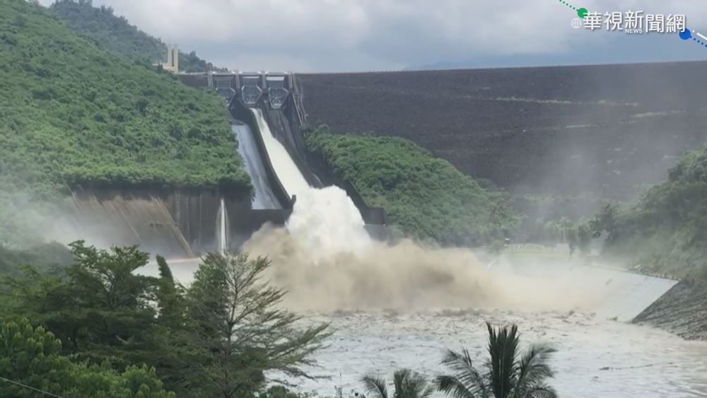 連日暴雨蓄水率破9成 曾文水庫洩洪
