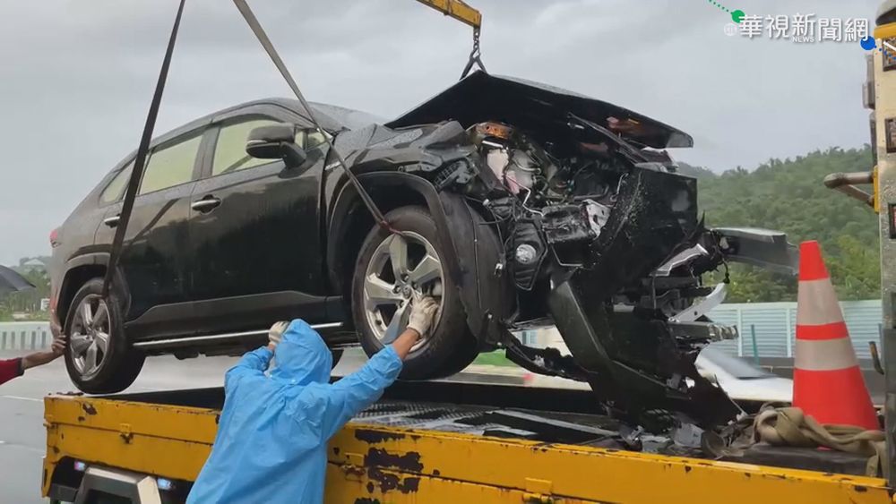 大雨視線不良 國道三號3車連環撞!