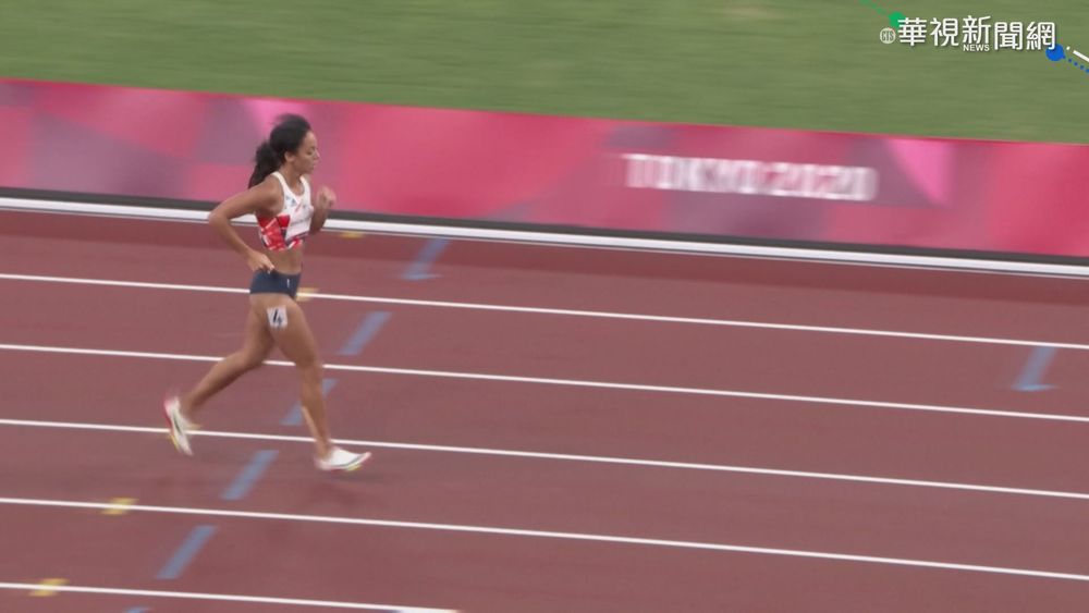 英選手小腿拉傷 拒坐輪椅跛腳完賽!