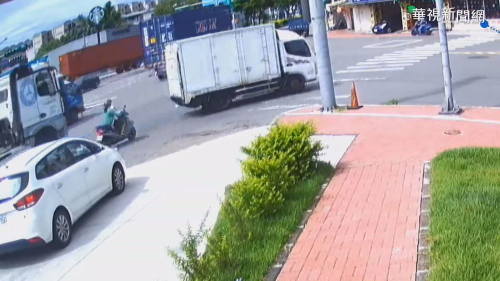 恐怖內輪差! 騎士遭聯結車捲入車底輾斃