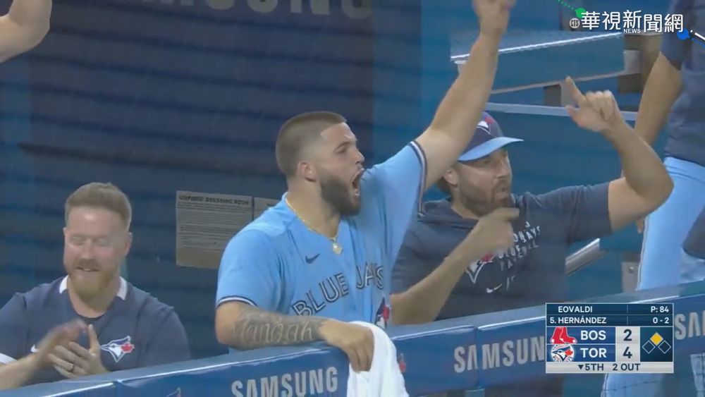 紅人首局10打者上場 猛灌7分打趴海盜