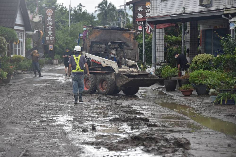 盧碧餘威猶存 高雄屏東6行政區9日停班停課
