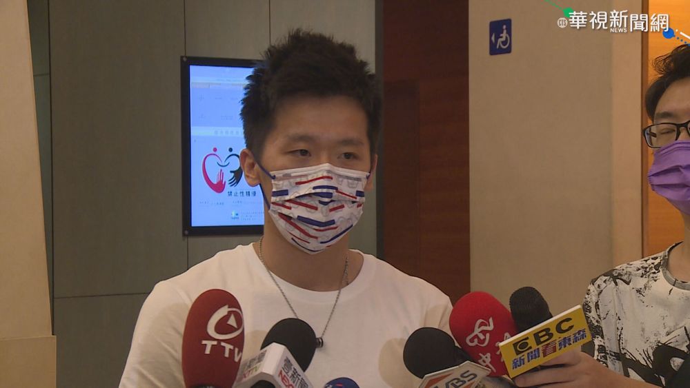 李智凱解除隔離 迫不及待返家團聚