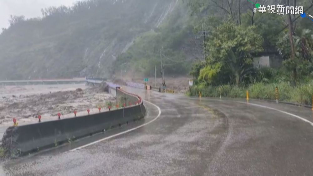 明霸克露橋被沖斷 後山部落成「孤島」