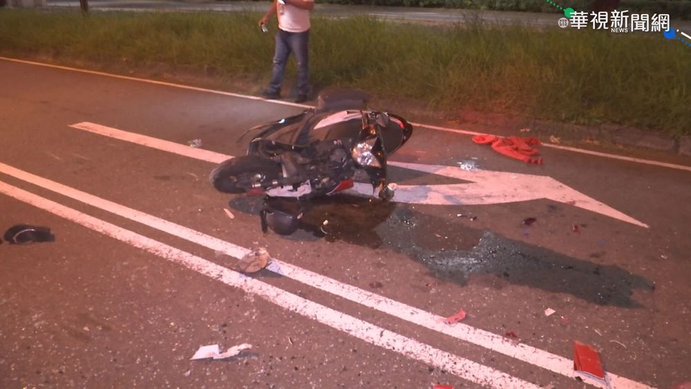 雙載機車追撞休旅車 外籍男女送醫