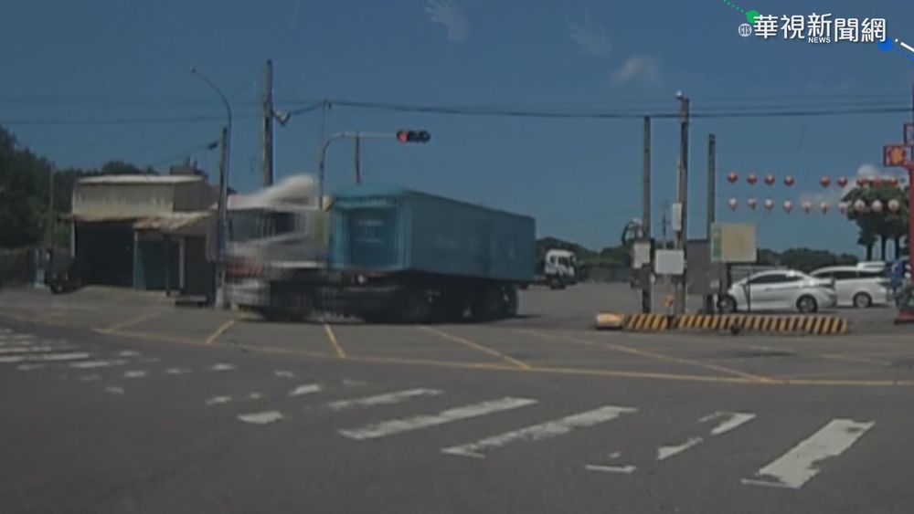 砂石車路上亂攔車 按喇叭拍窗控跟蹤