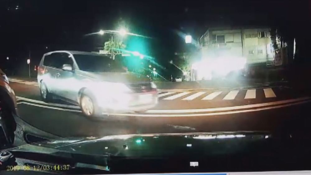 警緝毒誤認車 衝撞破窗開槍遭判國賠