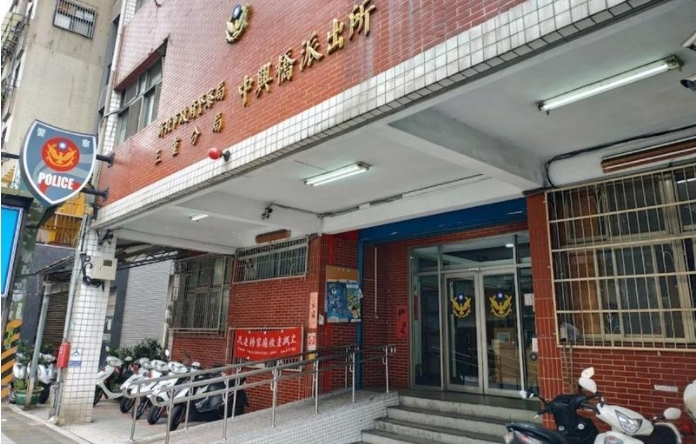 警察濫權！移工倒垃圾遭上銬 警違法抓人還丟包路邊