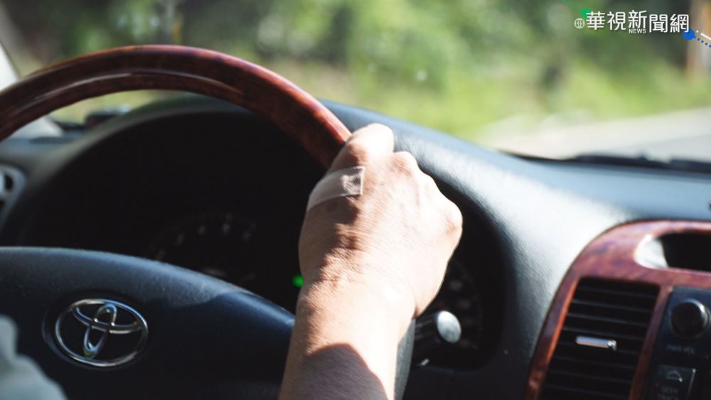 偏鄉交通不便 白牌車違法載客陷兩難