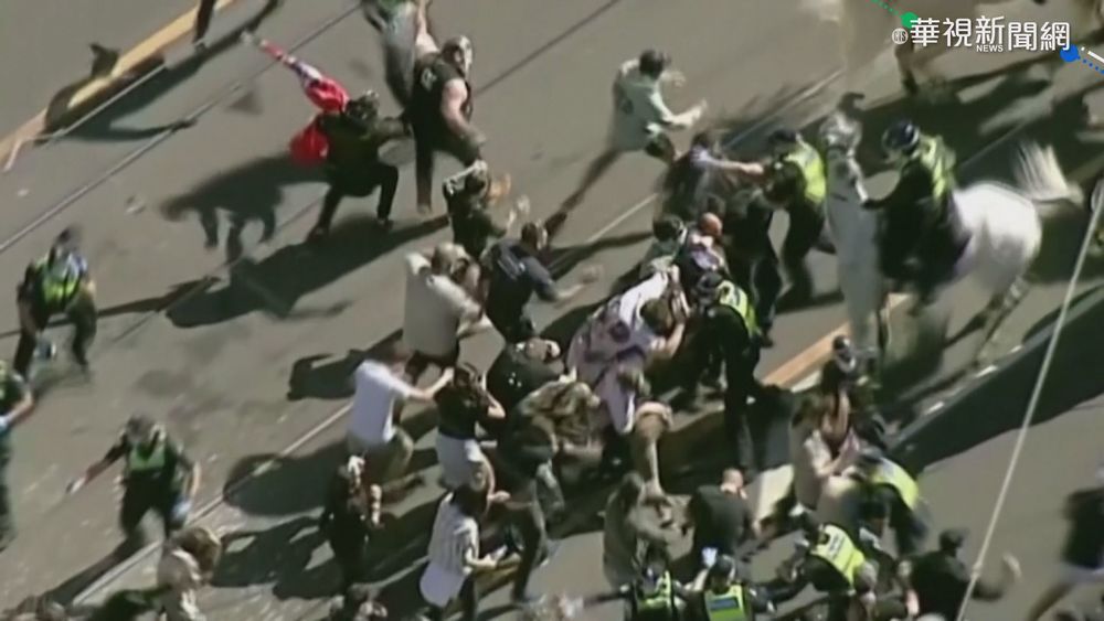 雪梨疫情嚴峻延封城 居民上街頭抗議